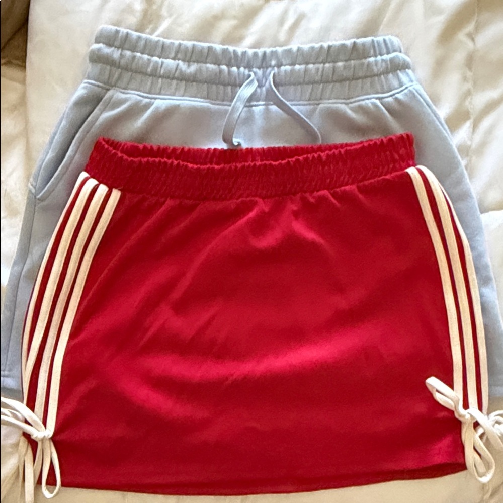 (2) MOD on Trend skirts
